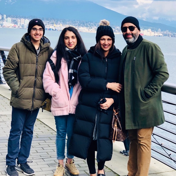 Meet your Posher, Monica - Picture 5 of 6